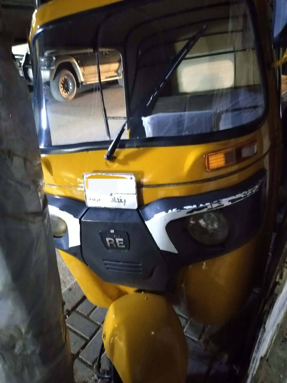 السلام عليكم تكتك باجاج للبيع موديل 2019 شهر12 مرقمه وراعيهة متوفي تكتك نظيفه مكاني بغداد السعر 5 ملاين رقم الهاتف ***********
