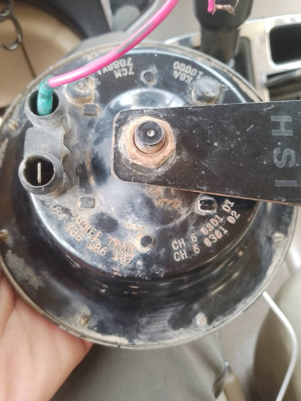 سلام عليكم هورن بوش للبيع تك واحد شرط الفحص المكان ميسان قضاء علي الغربي السعر خاص


**إذا كنت صاحب هذا الإعلان وتريد حذفه لأي سبب، رجاءا أرسل رسالة إلى الدعم الفني**