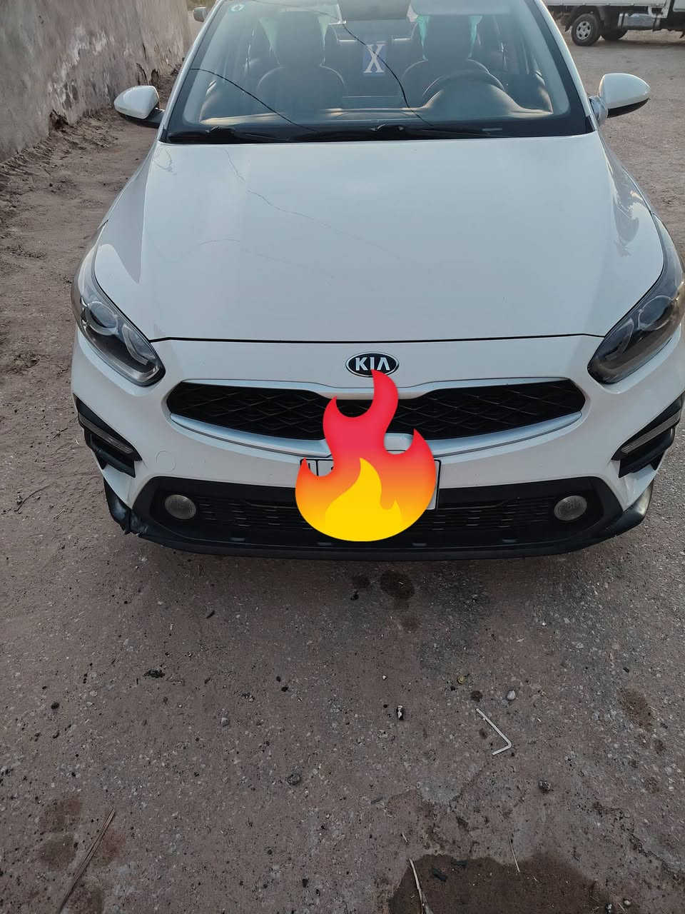 السلام عليكم سيراتو 21 خليجي مكفوله من الضربه والصبغ بارد فقط محرك ١٦٠٠ رقم بغداد انكليزي جاهزه من كلشي مكانه ديوانيه ***********
