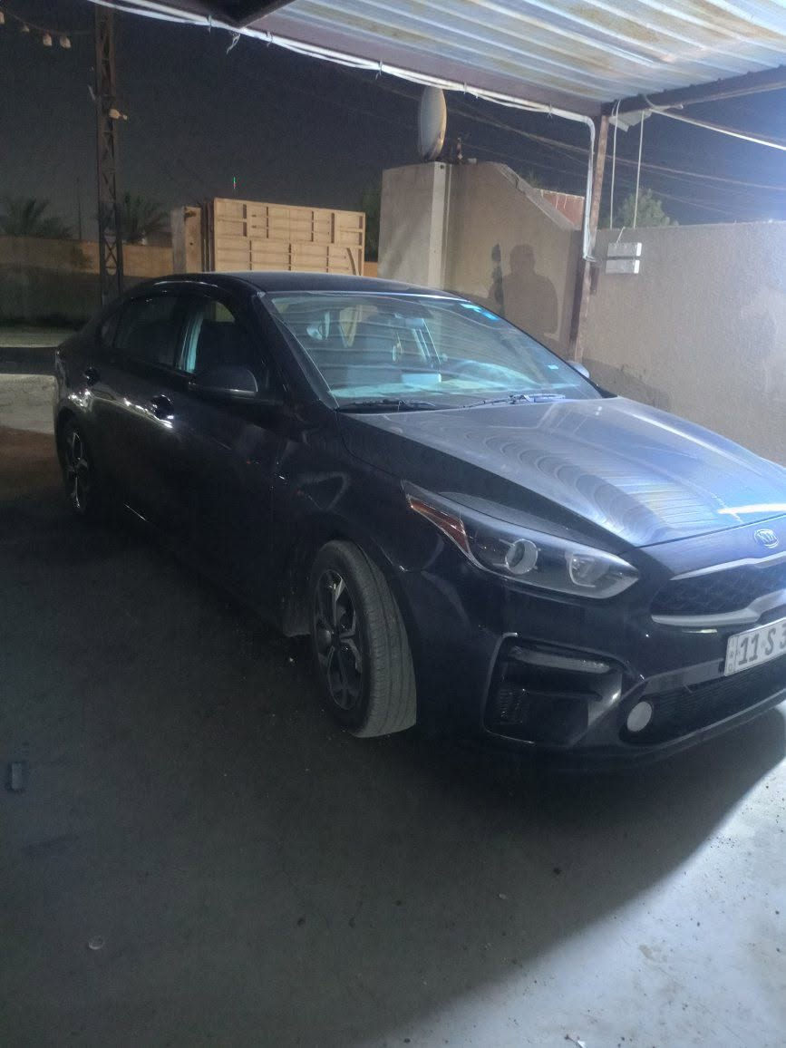 السلام عليكم 
للبيع فورتي موديل 21 السياره جديده على وضع الشركه أمريكي ليبل واحد حادث جاملغ خلفي مصلح نفسه بجم كبس كير مكينه كله كفاله رادار منع تصادم تحكمات جهتين وباقي المواصفات معروفه تبريد ثلج تدفئه صدر تخم تاير مفوله السعر 138 وبيها مجال لشراي للأستفسار خاص او الأتصال بالرقم ***********،مكان بغداد قضاء المدائن سلمان الباك
