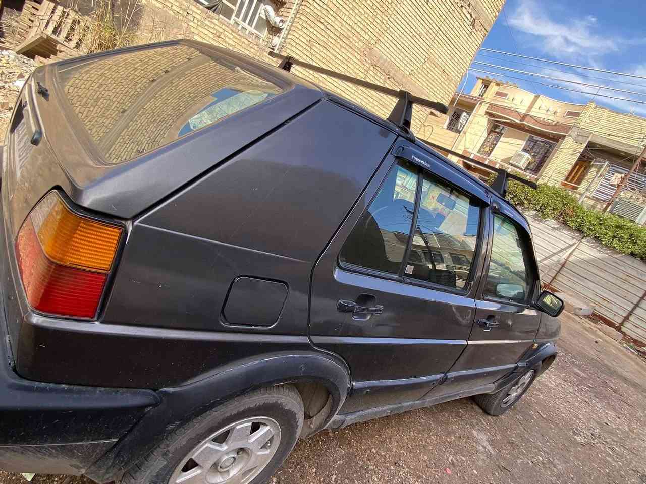 سلام عليكم  
گولف موديل 91 بأسمي 
مكينه گير نظيفات مشط ستيرن درايم شفتات دبلات جدد يعني حداده وصدر نظيفه 80‎%‎ بيها بوش وطبلات 
تايرات جدد دسكات بلكات باتري فيت بم 
مصبوغه عام بدون حادث ولا ضربة 
غرفتها حلوة ، تبريدها عاطل 

مكاني بغداد البياع تقاطع درويش 
السعر 33 ما متواجد بالفيس 
الشراي يتصل ***********
ملاحظه : اخوان اريد تحويل مباشر ف اتكاتب بعقد مروري واحول
