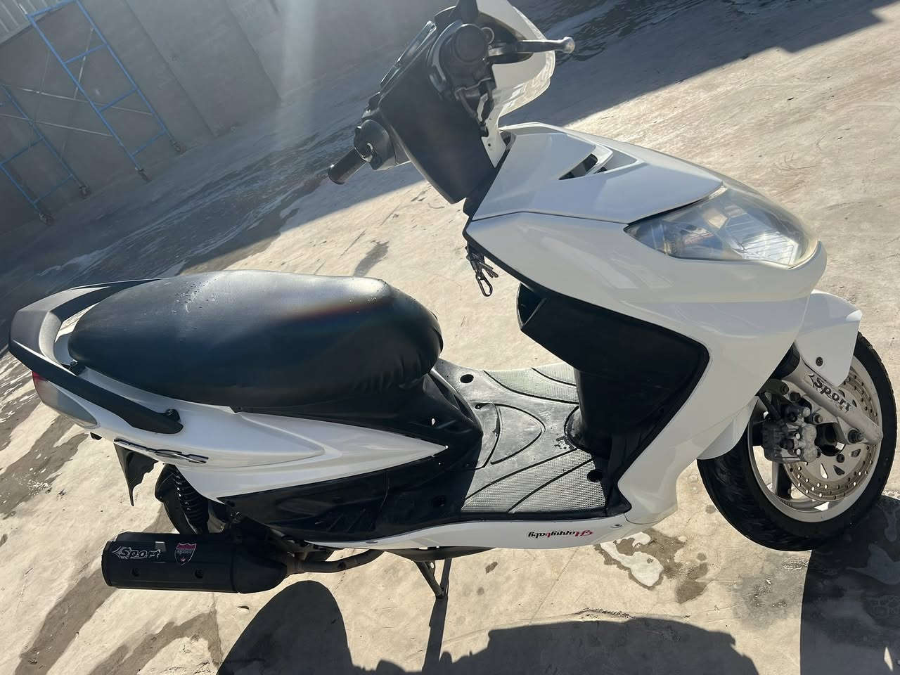 سكنس فحل ياباني  خطين نوزل الدراجه فول نكره سلف السعر 1100 بيه مجال


**إذا كنت صاحب هذا الإعلان وتريد حذفه لأي سبب، رجاءا أرسل رسالة إلى الدعم الفني**