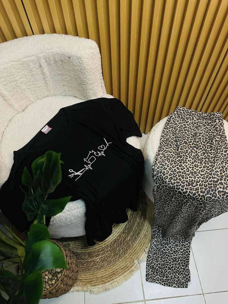 شوفولي الجمال 🫣✨
#تراكات نسائي موديلات تجنن 🫰🏻🎀
خامه فانيله زبده ✨
قياسات من m_l_xl_2xl_3xl_4xl
🫡⤵️

للحجز والاستفسار يرجى مراسله الصفحه
رقم هاتف واتساب ***********
توصيل بسماية 1000
بغداد 5000
محافضات 6000
يوجد دفع عن طريق الماستر كارد ✅💵
