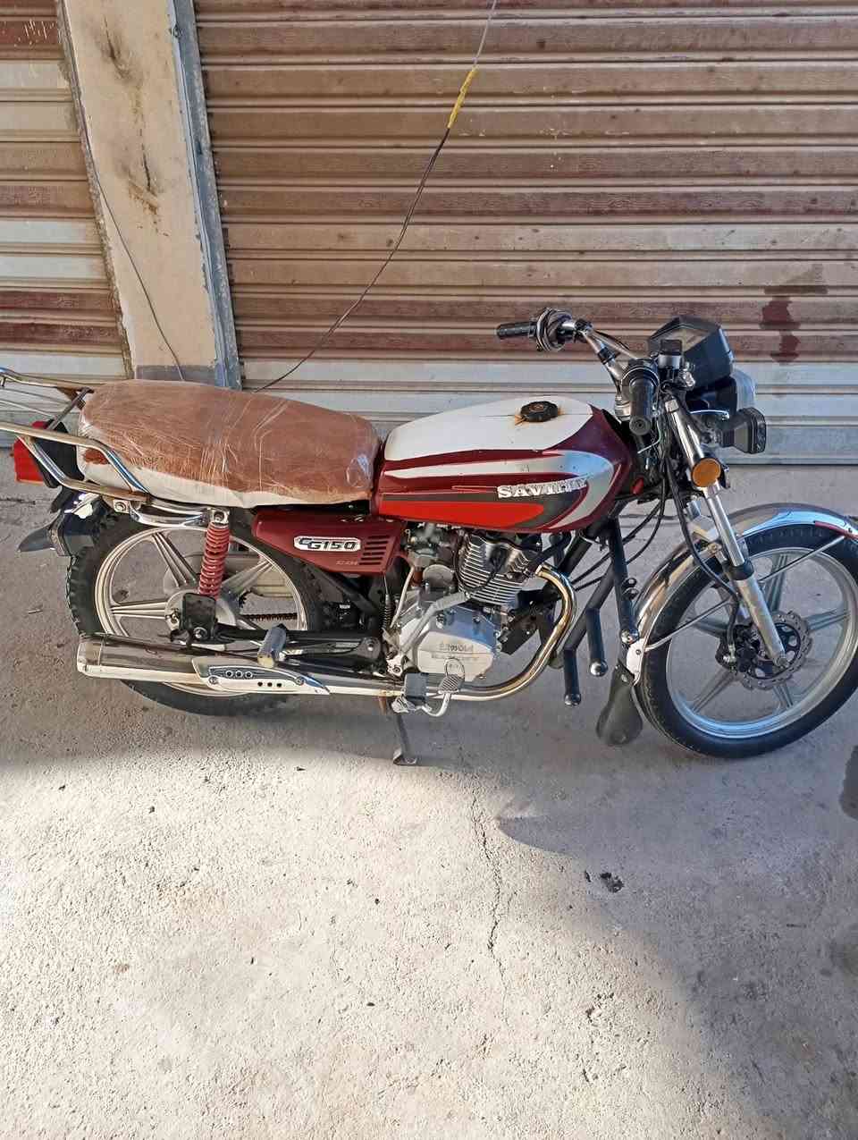 للبيع سيفان مديل 19 كفاله عامة دراجة انضف من الصور سعر 350 بيهة مجال بصيط مكاني ديالـِى ***********
