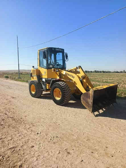 شفل كوماتسو البيع حجم 80 رقم بغداد بسمي تبريد تتفيه ***********
