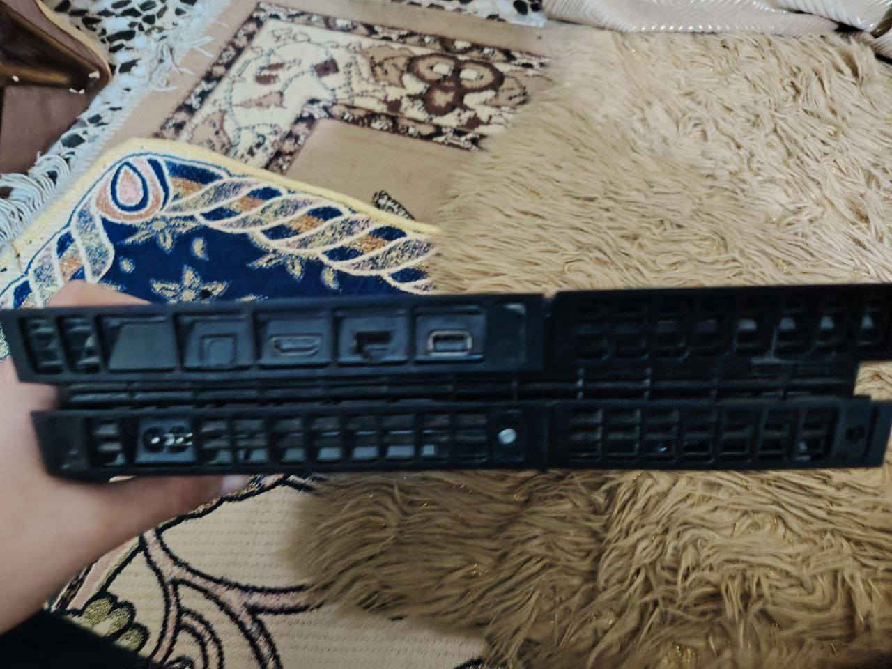 السلام عليكم ps4 fatذاكره 500كيكه وملحقاته الاصليه موجوده كيبلتشغيل+كيبلhd ويا جوستكات اصليه+تجاريه
الجهاز نضيف مفتوح فقط لتبديل ماده التبريد والجهاز نضام حقن يعني مثل المهكر نضامه 13.04 ملاحضه cd عاطل
السعر165وبي مجال  العنوان بغداد المشتل


**إذا كنت صاحب هذا الإعلان وتريد حذفه لأي سبب، رجاءا أرسل رسالة إلى الدعم الفني**