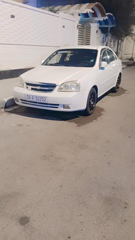 سلام عليكم 
اوبترا 2011 
(ظررها  جاملغ امامي مدبل او جاملغ خلفي بي ظربه )
مكينه وكير مال كصه جديد مكفوله 
تخم تاير 
حداده جديده باتري جديد 
سياره جاهزه للاخير 
مابيها اي نقص 
سنويه وارقام جدد لل٢٠٣٠ 
سياره باسمي 
لعنوان البصره القبله حي المهندسين 
***********
