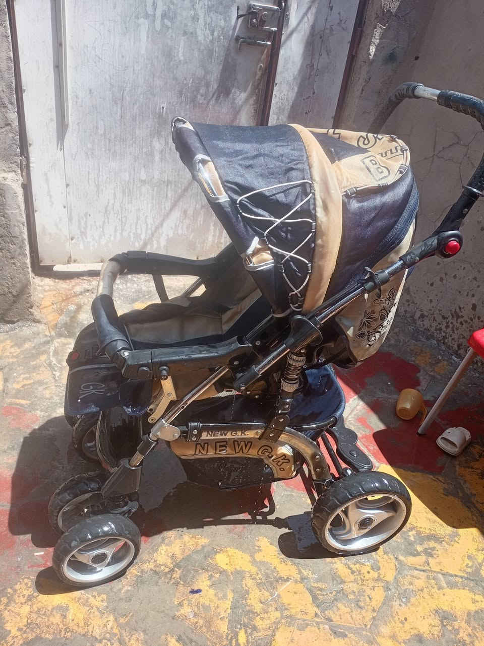 عربانة طفال للبيع سعر 55وبيه مجال حجمه جبير تايراته دبل مكان دوانيه
@@


**إذا كنت صاحب هذا الإعلان وتريد حذفه لأي سبب، رجاءا أرسل رسالة إلى الدعم الفني**