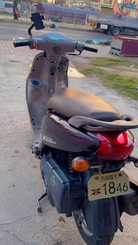 فلة مكفول كفالة عامة سعر700 وبهة مجال رقمي  07711330549 بغداد الشعب