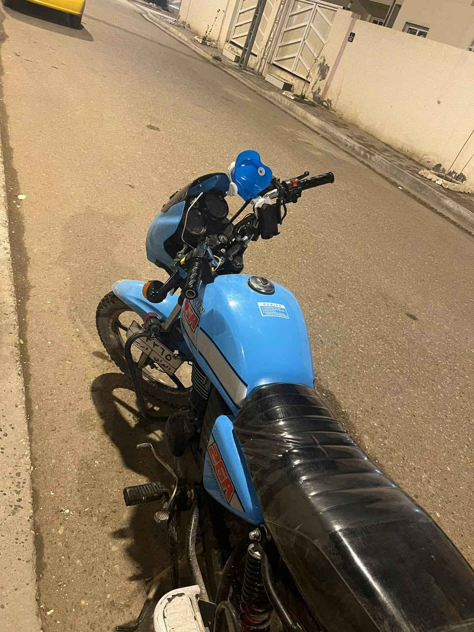 دايوان موديل 25رقم اربيل صاحبها بكربله 
***********
