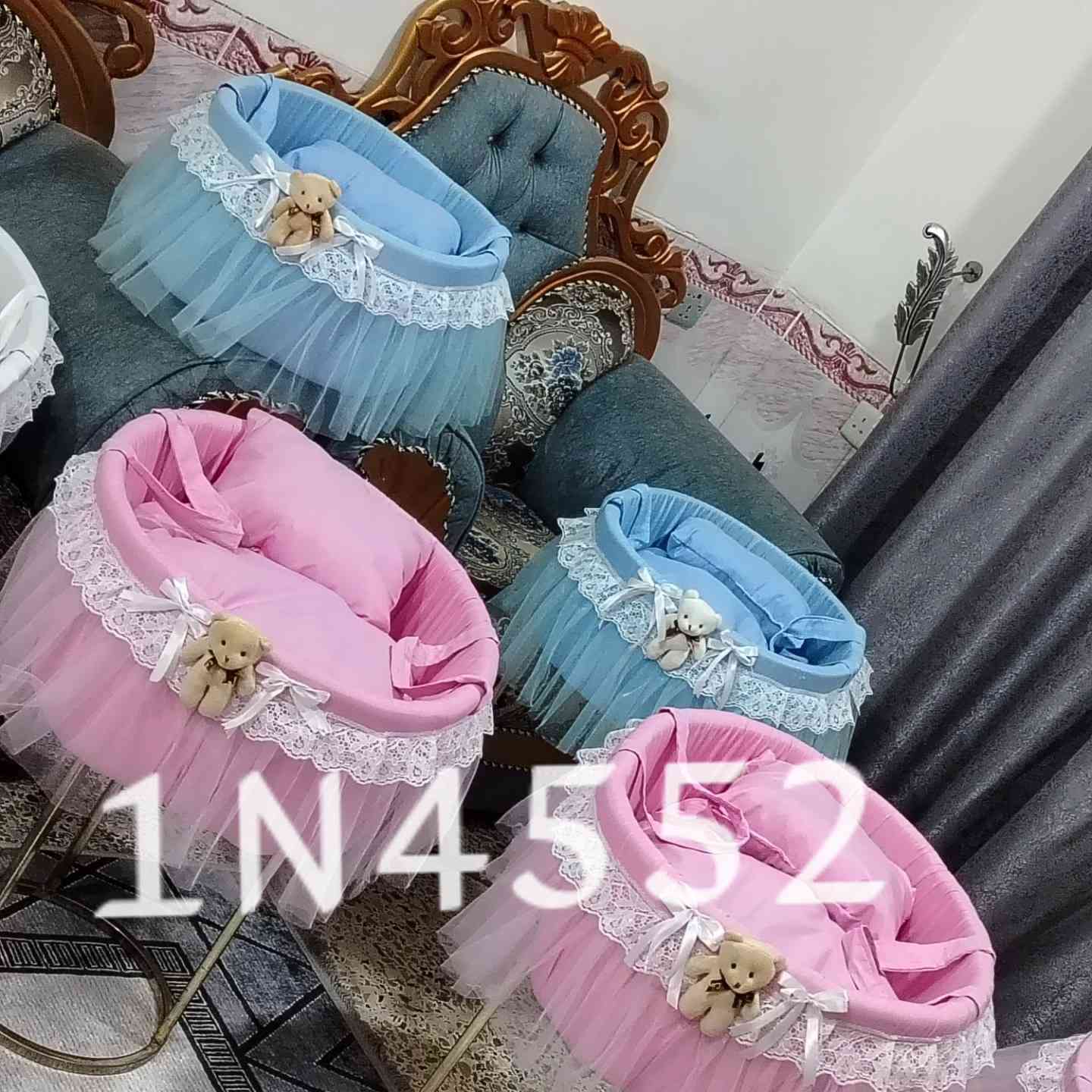 #عشقي_حسيني_للهاند_ميد 🩷
#تجهيز_بيبي🩷
#جزء_من_عملي🩷
شغلي حسب الطلب يوجد خدمة توصيل داخل الكوت والمحافظات 🚖🚕لطلب والاستفسار دايركت 📦📥


**إذا كنت صاحب هذا الإعلان وتريد حذفه لأي سبب، رجاءا أرسل رسالة إلى الدعم الفني**