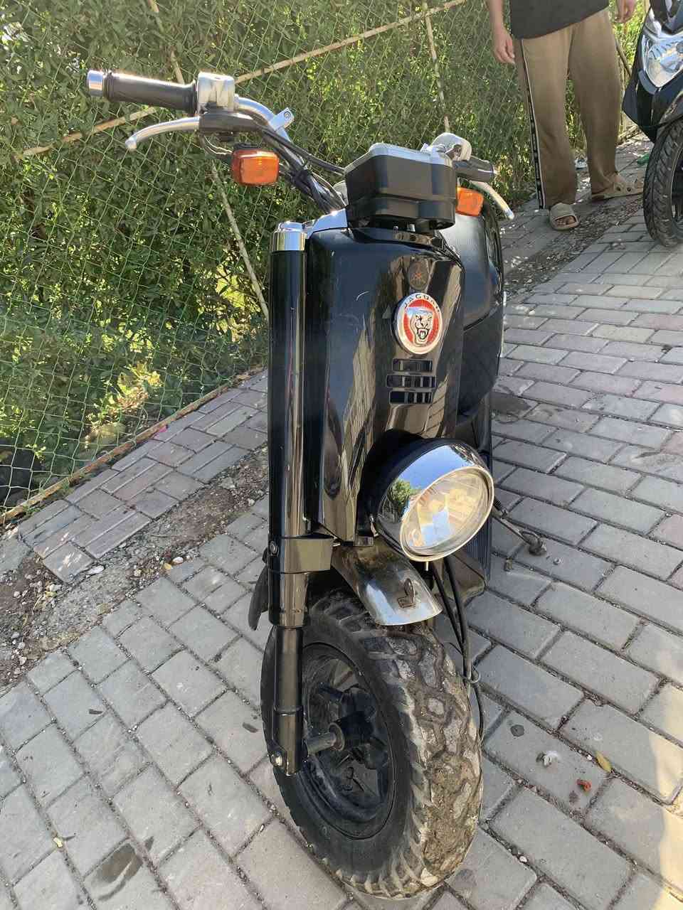 السلام عليكم ورحمة الله دراجه VOXياباني الدراجة نكره سلف كهربائية كامله كلها شغاله السعر 400وبيهة مجال الرقم ***********
