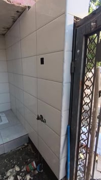 عامل سيراميك • متفرغ • شغل درجة أولى