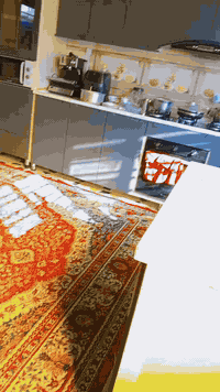 بيت للبيع مساحه 200 متر يتكون من طابقين مسلح  بناء حديث طابوق جمهوري  سند دائمي صادر من طابو الاعظمية 

يحتوي على 3 غرف نوم 

 طابق الارضي  استقبال مساحه 8×5 متر 

هول حولي داخل البيت  مساحه5×8 متر 

مناور عدد 2 منور خلف البيت ومنور داخلي مطبخ  حار وبارد مساحه 4 ونص × 5 

غرفه نوم مساحه 5×4  حمام كبير واحد  

طابق الثاني غرفتين   وسطحين 

ارتفاع عن الشارع متر وربع

موقع البيت الفحامه قرب الجزيرة السياحيه  داخل بستان غالب

للأستفسار اتصال واتس اب ***********

والرقم الثاني ***********
