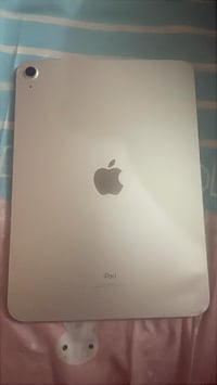 شاشة محترقة • تفصيخ • ظهر وكاميرا