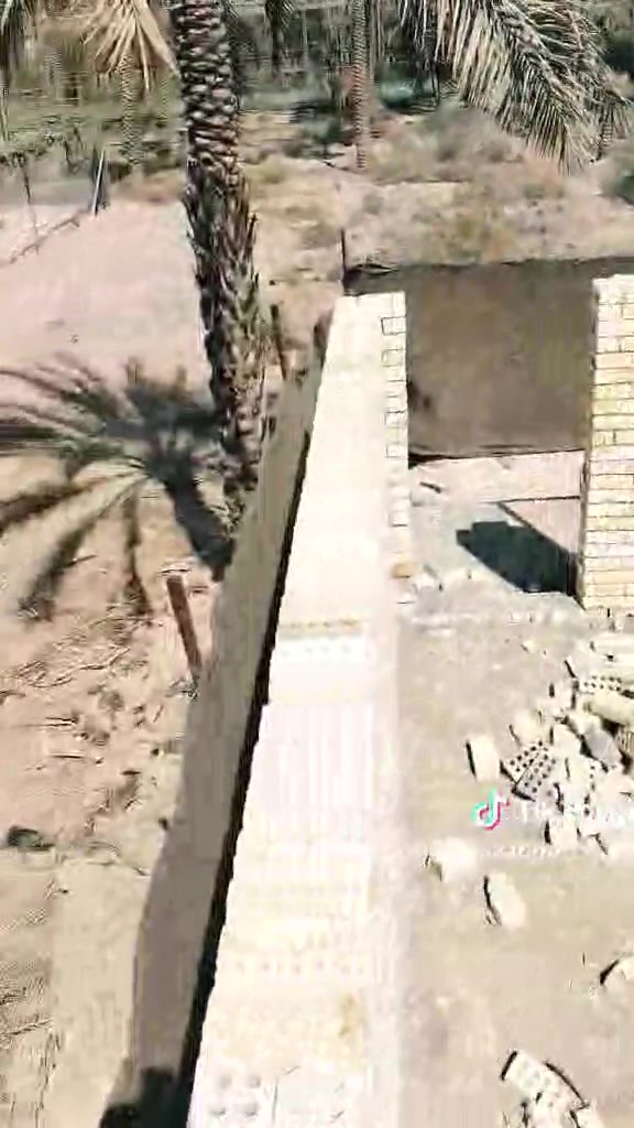 السلام عليكم خلفة بناء 🏢 درجه اوله شرط العدالة للحجز ولاستفسار الاتصال بالرقم ***********
