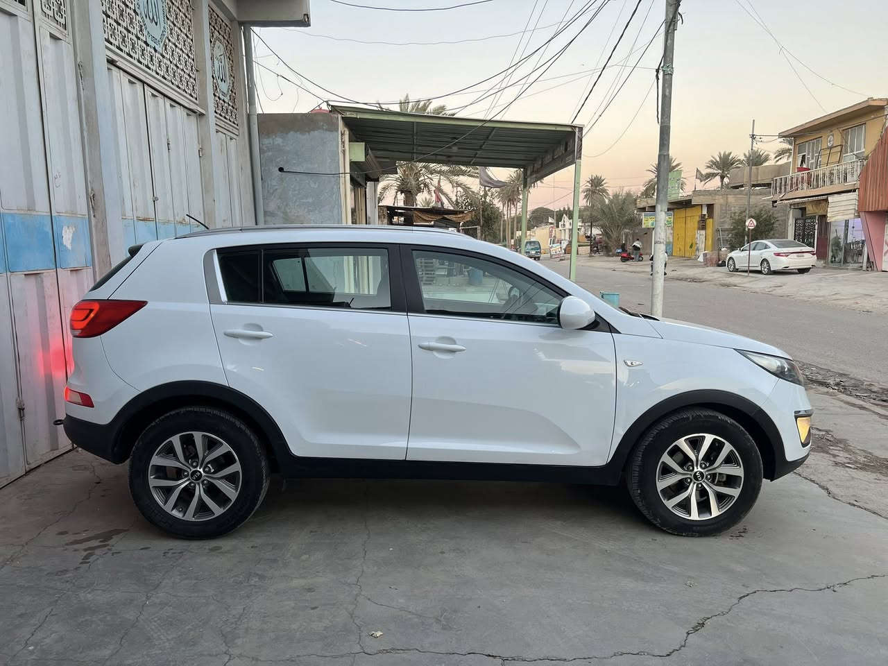 سبورتج 2015 خليجي جديده كفاله عامه للبيع  مكفوله من الصبغ والتبديل والفتح مكينه مكفوله لا فتح ولا تنقيص ولا بخار مكفوله من كلشي حداده وتخم تاير جديد 
تدفئه تبريد شغال  
مكاني بابل 
***********
***********
