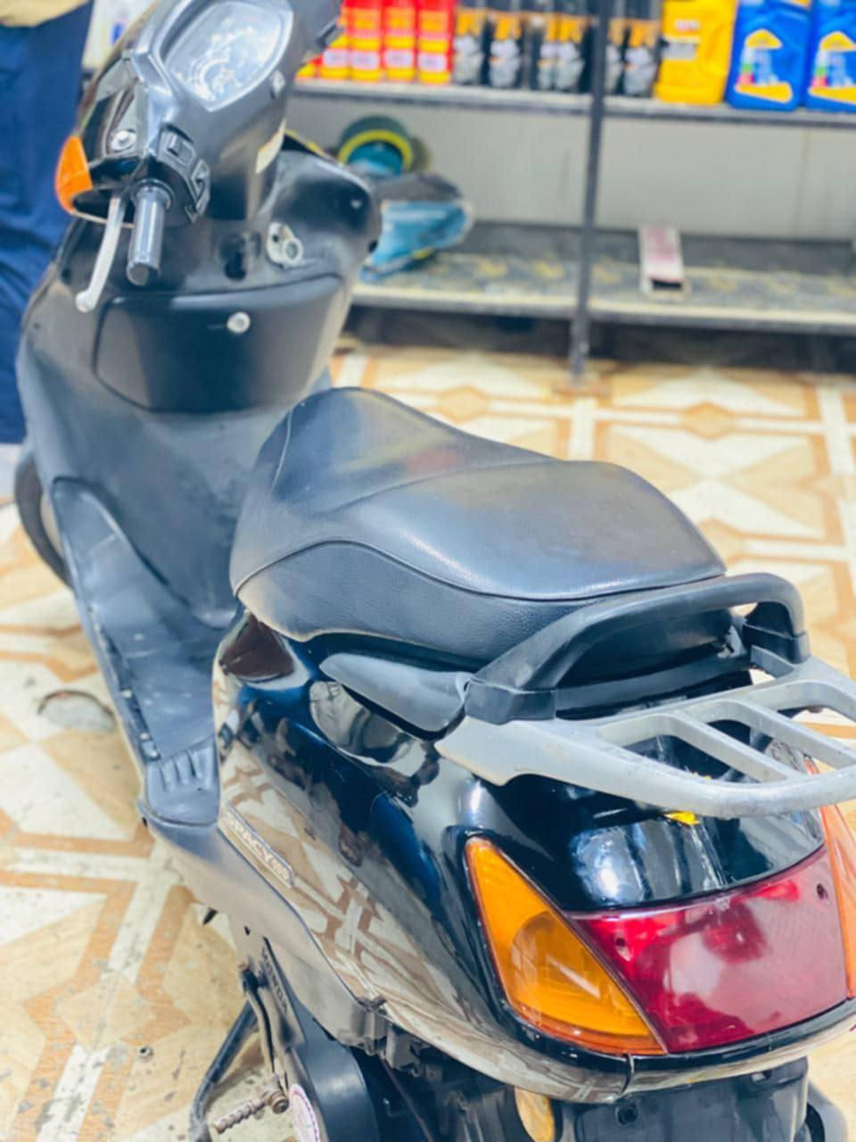 سلام عليكم دراجة سبيسي ياباني للبيع مكفولة سعر واحد و150و بيهة مجال مكلف بل نشر رقم صاحب الدراجة‏‪***********‬‏ فلوحي الدريساوي
