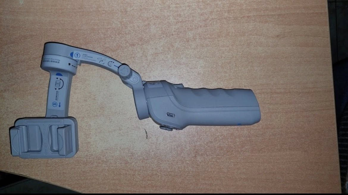 ستاند تصوير متحرك •

السعر:40 الاف (قفل).
المكان: ديالى - بعقوبة (تقاطع القدس).
للتواصل: (***********).
