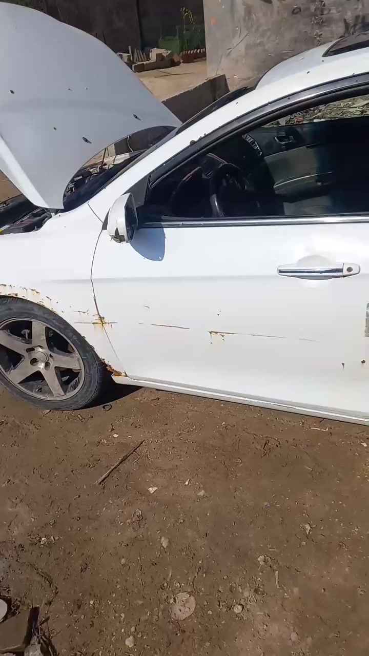 ام كراد مديل 2013 شغالة بس كيرهة ما ينمر إلى بيع السعر 30 ورقة وبيها مجال من السمة الى كاع رقم بغداد بسمي وسلام عليكم ورحمةالله وبركاته *********** ***********
