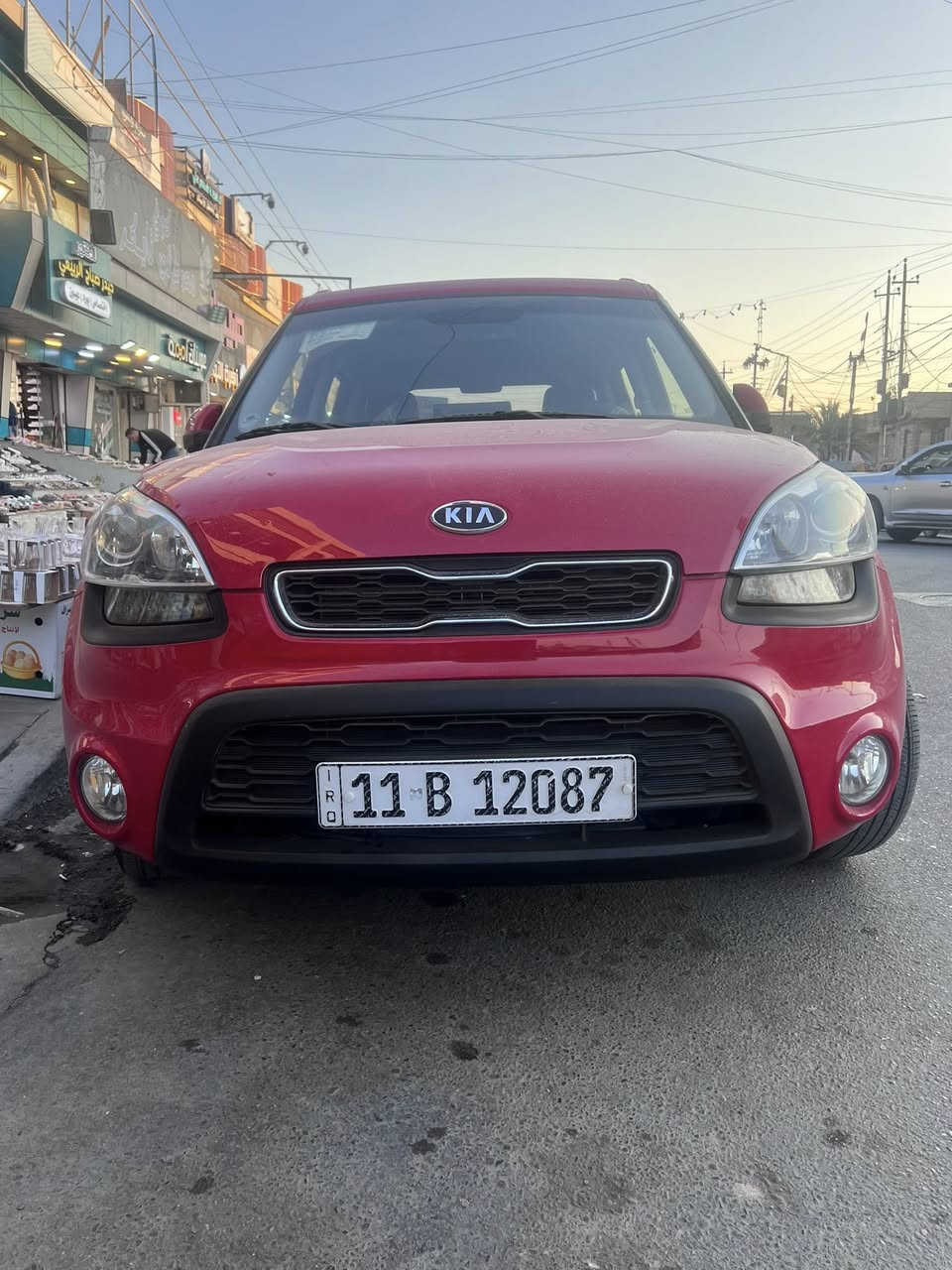 السلام عليكم كيا صول موديل ٢٠١٢ خليجية موصفات فول لد خلفي امامي فتحة سقف مري كهرباء
تحكم جهتين داخل لونين بلادي ماشية ٨١ كيلو متر مكينة ١٦٠٠ السيارة بيها جزء من الباب والجاملغ الخلفي صبغ السيارة باسمي تحويل ثاني يوم سعرها ٩٨ وبيها مجال بسيط مكانها بغداد  ***********

