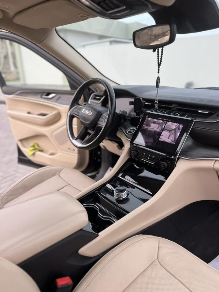 جيب لمتتد خليجي وكاله هارلم 2021 فول موصفات 7كامرات بانوراما ميموري رادار توقف ذاتي باب شفط نقطعه عمياء هوايه موصفات بيه 
محرك v6  سياره كفاله عامه ماشيه ٧١ الف 
االعنوان البصره 
الاستفسار ***********
