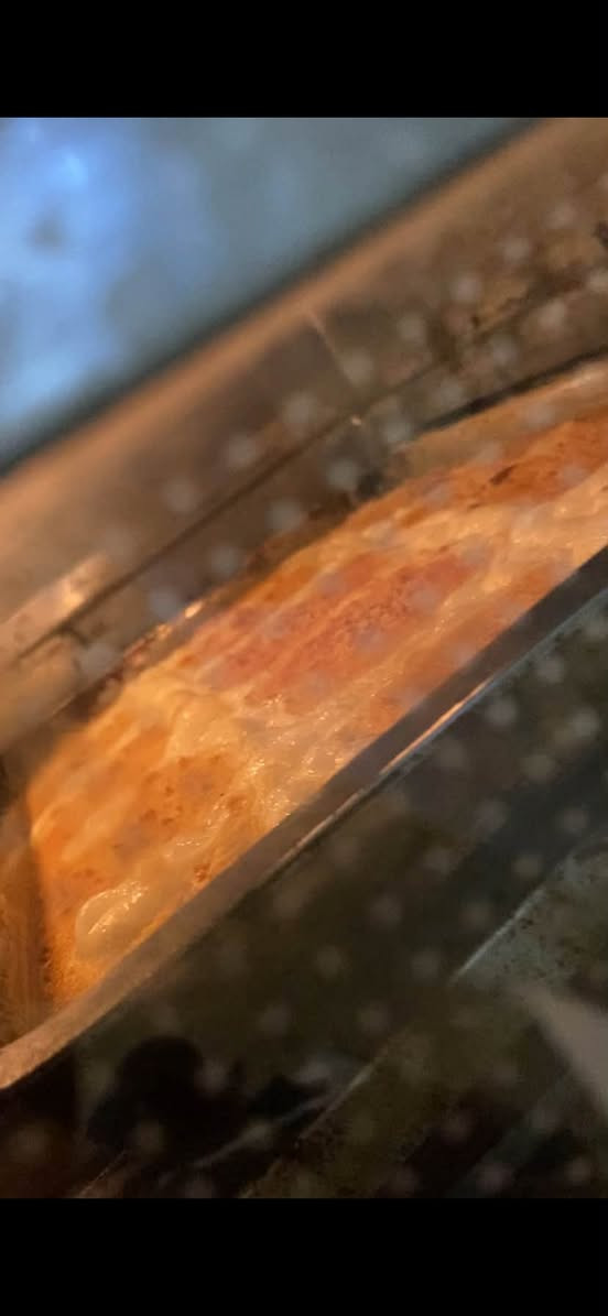بسبوسه بالقشطه🧇
سعر الصينيه ٦ الف 
عنواني ديالى كاطون الرازي 📍
يوجد خدمه توصيل 🏍️
التواصل 👈 ***********
