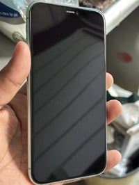 آيفون ١١ • ١٢٨ • حي النصر