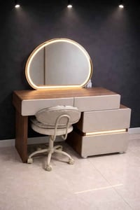 كرسي • بغداد • ميز تواليت