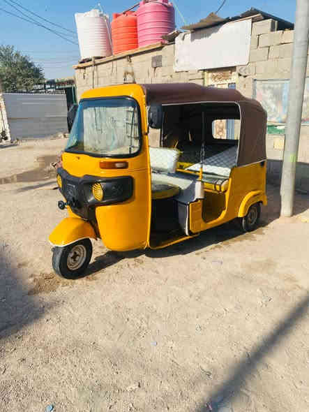 سلام عليكم تكتك باجاج مديل 19سنويه بسمي كفاله تنقيص وتبخير التكتك كامله ما نقصها شي مرشوش جماليه مكينه ناعمه تسمع بس صوت التنتنه السعر 4500بيها مجال قليل الرقم ***********
