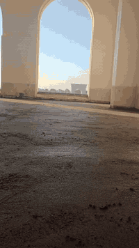 كودرنا  عمل تصفير ارضية  ( سكريد)  وتطبيك البورسلين بالماده دقة في الع...