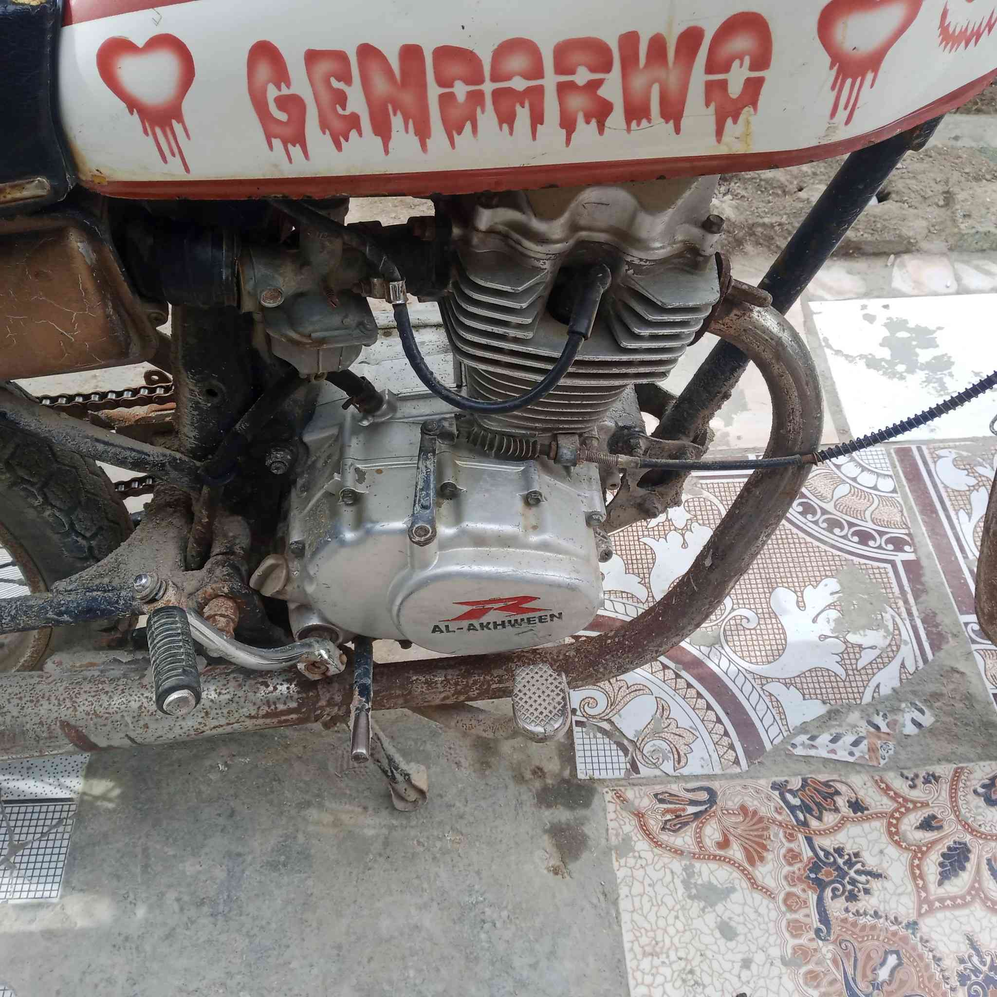 السلام عليكم دراجه رابيدو نضيفه مجفته مره دراجه حلوه ما عوزها شي شغل واطلع كلك ادوات مكفوله من السرقه السعر 325وبيها مجال المكان البصرة ابو الخصيب ***********
