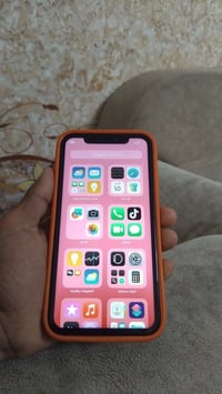 آيفون XR • ذاكرة 64 • فيس ايدي شغال