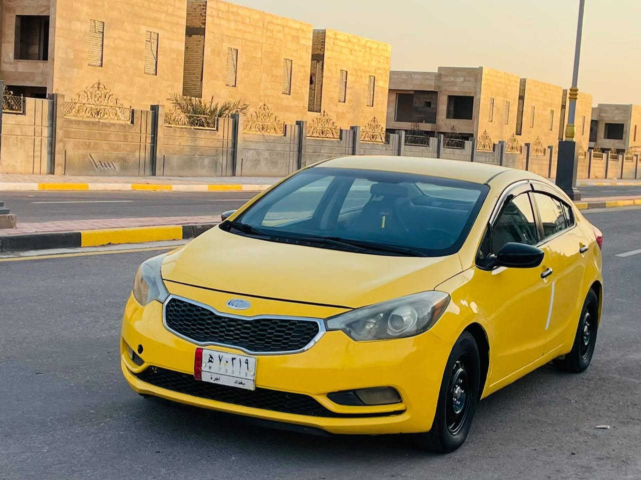 السلام عليكم للبيع كيا فورتي مديل 2015 وارد امريكي حادثه حافت البنيد فقط والباقي مكفول كفاله عامه كله ليبل وحد موصفات شاشه كامره تحكم مكينه 2000 دوش حساسات منضومه غاز سنويه لغاية 27 رقم بغداد مشروع وطني مصفره هيه وغرمات السياره جديده حيل وجاهزه واي نقص مابيه كير مكينة مكفولات حداديه تخم تاير تدفه تبريد ثلج السعر 108 لاستفسار اكثر لاتصال على الرقم***********مكان سياره كربلاء المقدسة مكلف بل نشر
