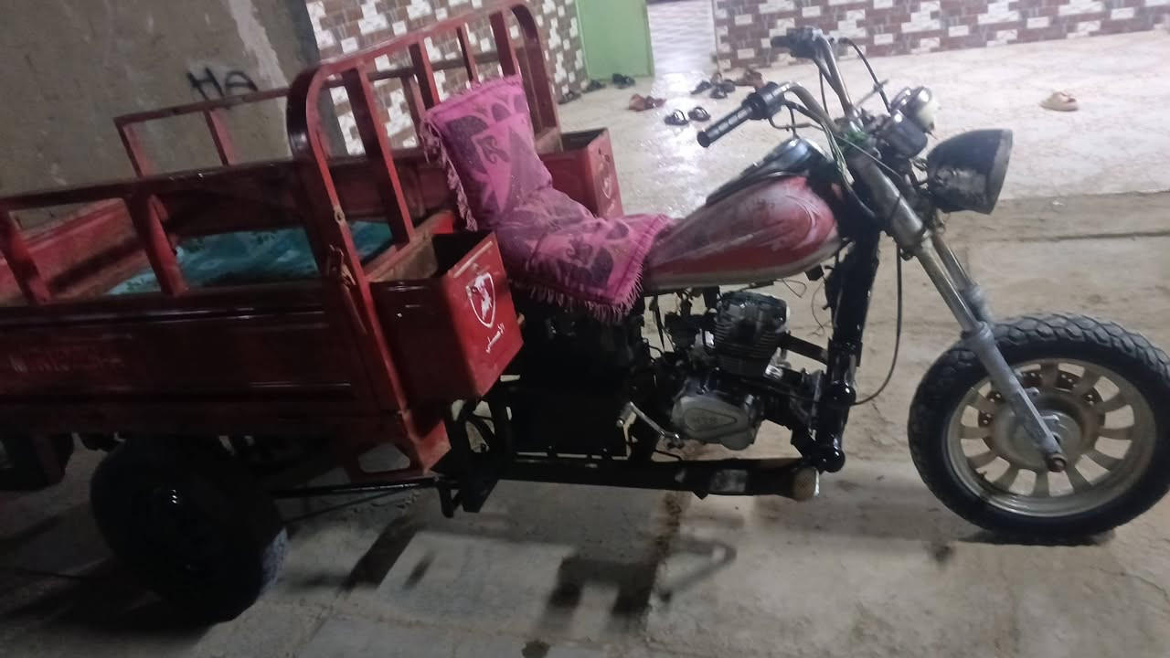 15 اوراق اصولي شاصي وركبه ومحرك مكفولات عوزه ترتيبات خفيفه 550 وبيه مجال للطيبيين مكاني صدر الدغاره منطقه العويديين


**إذا كنت صاحب هذا الإعلان وتريد حذفه لأي سبب، رجاءا أرسل رسالة إلى الدعم الفني**