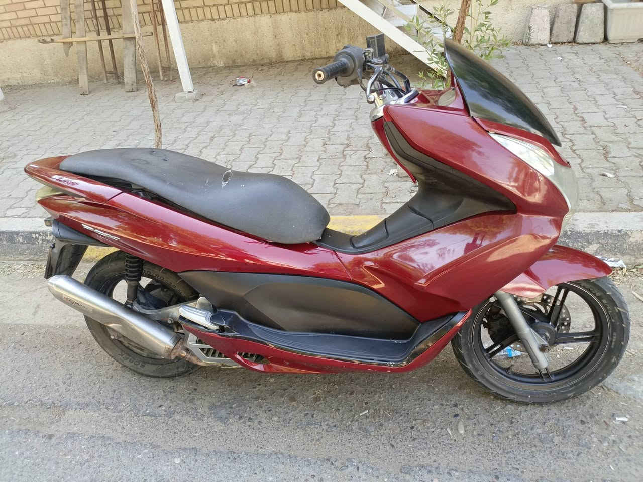 السلام عليكم دراجه بي سي اكس جيل اول دراجه نظيفه محرك بلاد ممفتوح كفرات بلاديه كهربائيات كلهه شغاله اشاير لايت دشبول محرك ناعم شلعه معدل جيد جدا نگره سلف بكل وقت دراجه كلهه بلاديه السعر واحد و400 وبيهه مجال بسيط  المكان باب المعظم قرب جسر باب المعظم ***********
