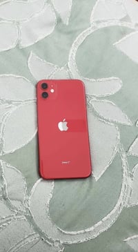 ايفون ١١ • ١٢٨ • بطارية ٧٩