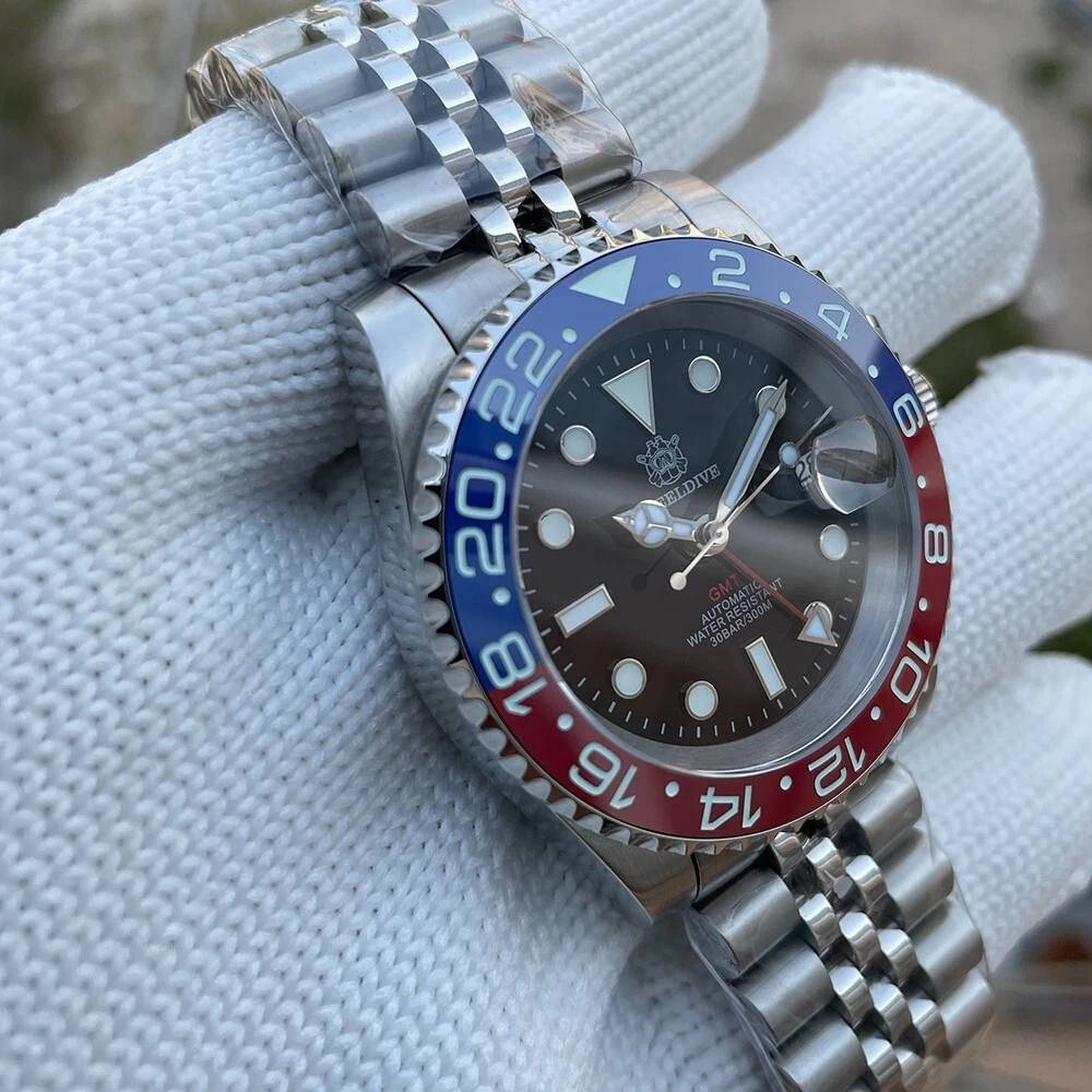 ساعة Steeldive SD1993 GMT اعلی سعر


**إذا كنت صاحب هذا الإعلان وتريد حذفه لأي سبب، رجاءا أرسل رسالة إلى الدعم الفني**