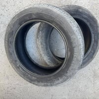 زوج اطارات مشلن مكسيكي واحد بي ظربه والثاني نظيف جدا للتواصل واتساب  0...