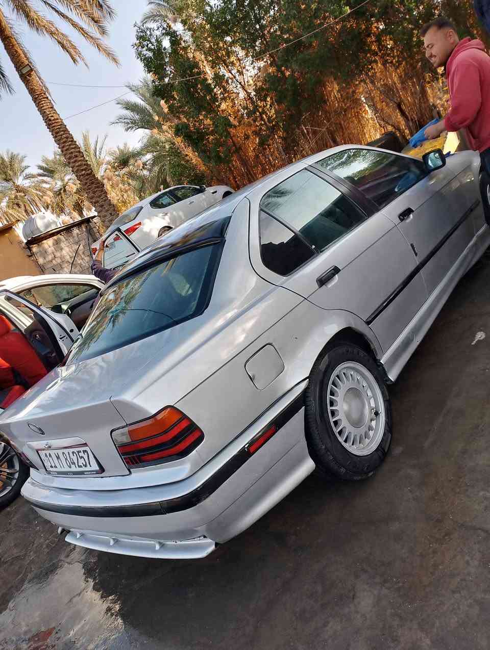 السلام عليكم بي ام رقم بغداد دولي تحويل مباشر كير ومحرك كورلا جديد تخم تاير جديد غرفه نظيفه صبغ عام الجماليه مكفوله من الضربه القويه جاهزه من كلشي...
المكان بابل 

***********
***********
السعر 42
