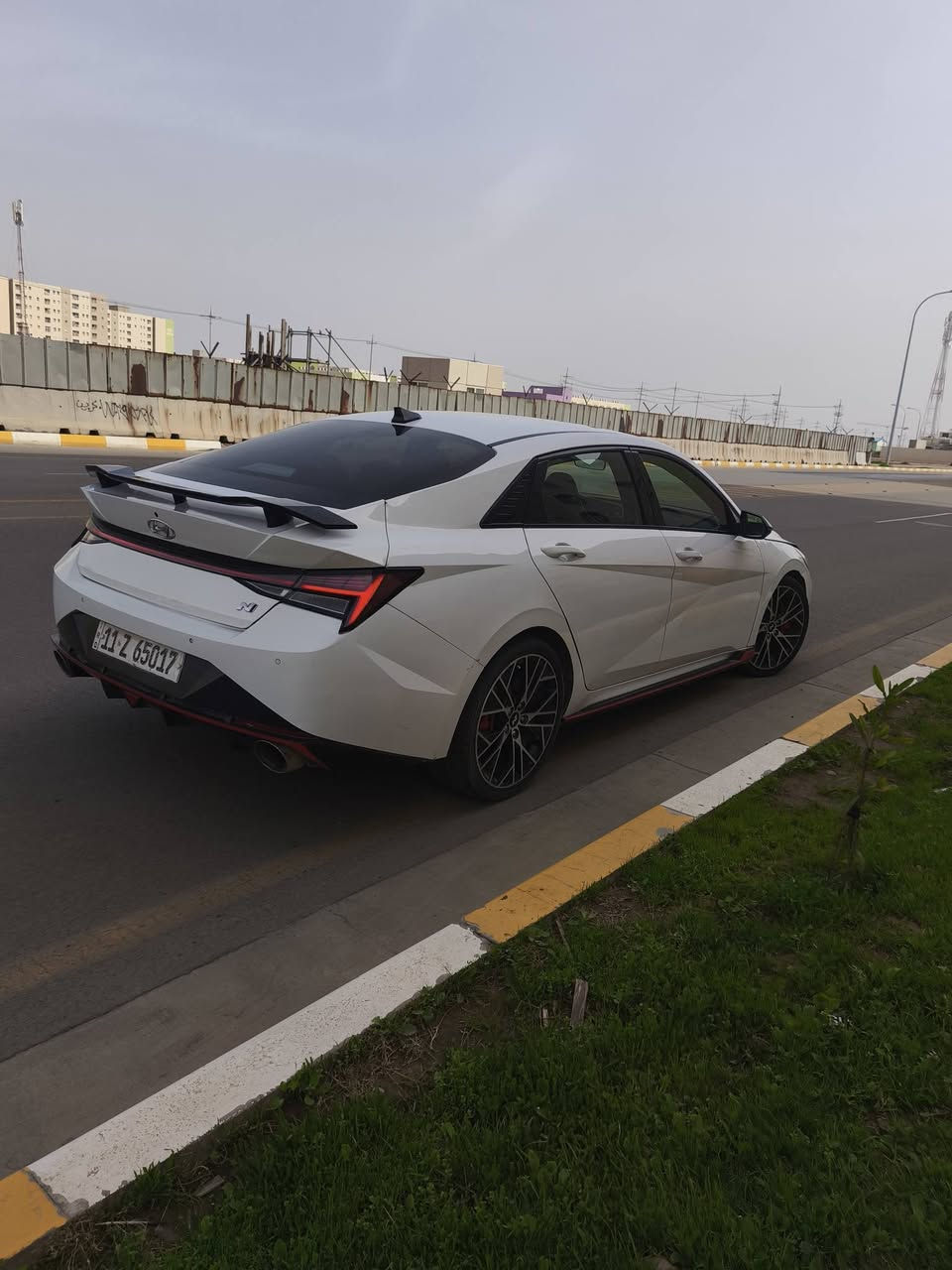 السلام عليكم
النترا N مديل 2022 فوللل مواصفات اعلة فئة رقم بغداد دولي بسمي حادثه جاملغ خلفي وجنطة بدون دواخل وبيه طخة نص البنيد فقط السيارة جديدة كير محرك تبريد ثلج صدر جديد تخم تاير جديد ماشية 24 

المواصفات 

بصمة 

فتحة 

دخول ذكي بدون مفتاح 

اشاير مري 

رادار جانبي 

رادار امامي 

توقف ذاتي 

تبريد بيانو 

شاشة دجتل متصلة 

تحكم مقود جهتين 

لد امامي خلفي 

لايت زنون عالي ناصي 

محرك 2000 توربو 293 حصان 💪

سرعة 300 💀

كير DCT دبل كلج 

شفتات مقود 

تحديد مسار 

ثلاث وضعيات قيادة SPORT ECO NORMAL 

ويل كروم مختم N 

دواخل مختمة N 

كشنات كنتارة مختمة N 

تشغيل عن بعد 

السيارة جاهزة من كل النواحي السعر 152 وبيه مجال بسيط مكاني بسماية الهاتف ***********
