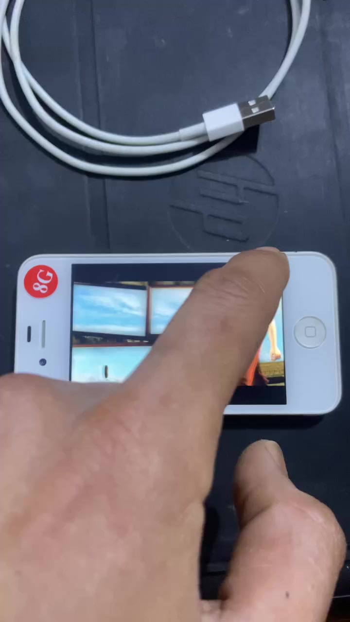 السلام عليكم 
ايفون 4 نضافته فول شحنه كلش اطول محمل بي العاب ويوتوب شغال وبي متجر تنزل منه العاب وتطبيقات ما موجوده بالابل ستور  فقط خليت بي الشريحه ما شتغلت باقي الجهاز فول شغل 

سعره 25 

توصيل متوفر


**إذا كنت صاحب هذا الإعلان وتريد حذفه لأي سبب، رجاءا أرسل رسالة إلى الدعم الفني**