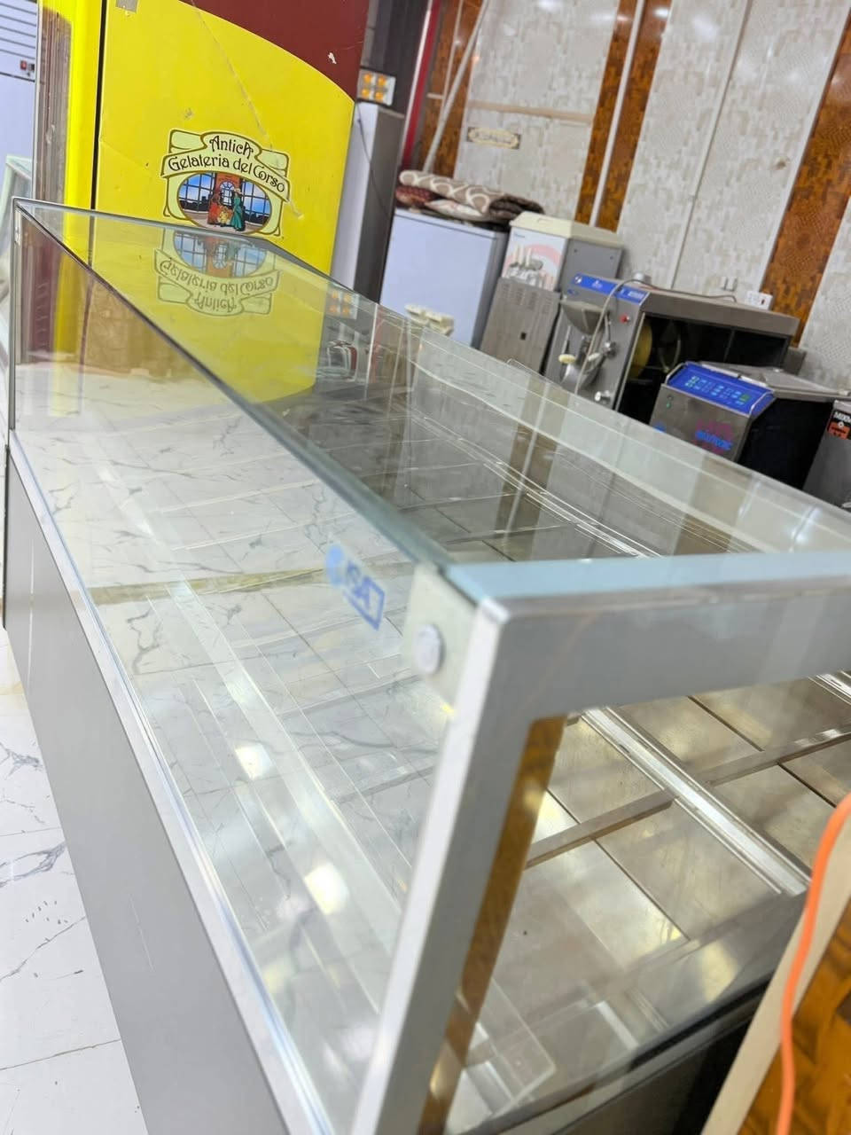 عارضه ايزه ايطالي
سوبر كابري 

12بلانك كبير 18بلانك صغير 

مديل حديث 

مستخدمه نضيفه جدآ

دبل كمبريسر 

3فيز 

بلاديه ع وضع الشركه 

 ‏السعر والتفاصيل مراسلة الصفحة

‏أو الاتصال على الرقم ***********

‏العنوان البصرة ￼
