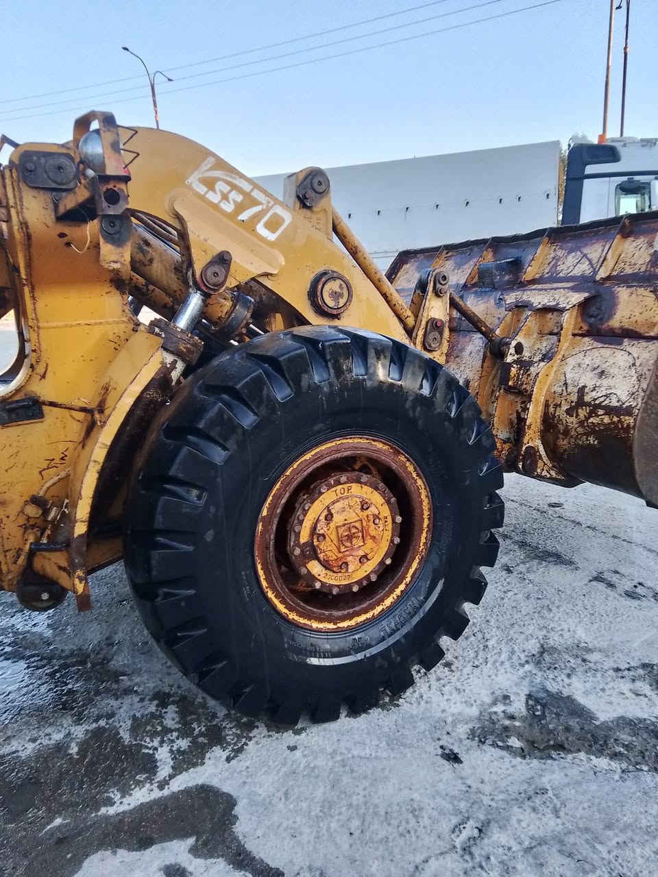 شفل عادي موديل 79 محورة كلها بي رقم بصرة الماني مكان الشفل رمادي الاتصال ***********
