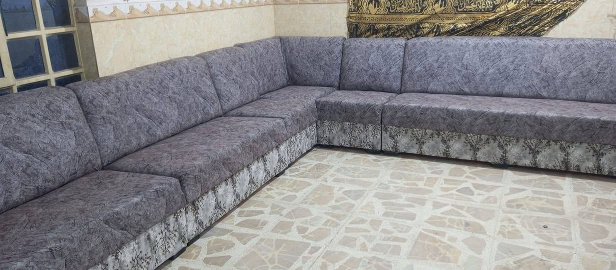 تخم ديوان للبيع نضيف 11 نفرات السعر 195 تسكام *********** واتساب اكو توصيل بلكروه نجف *********** نجف اكو توصيل بلكروه نجف *********** نجف
