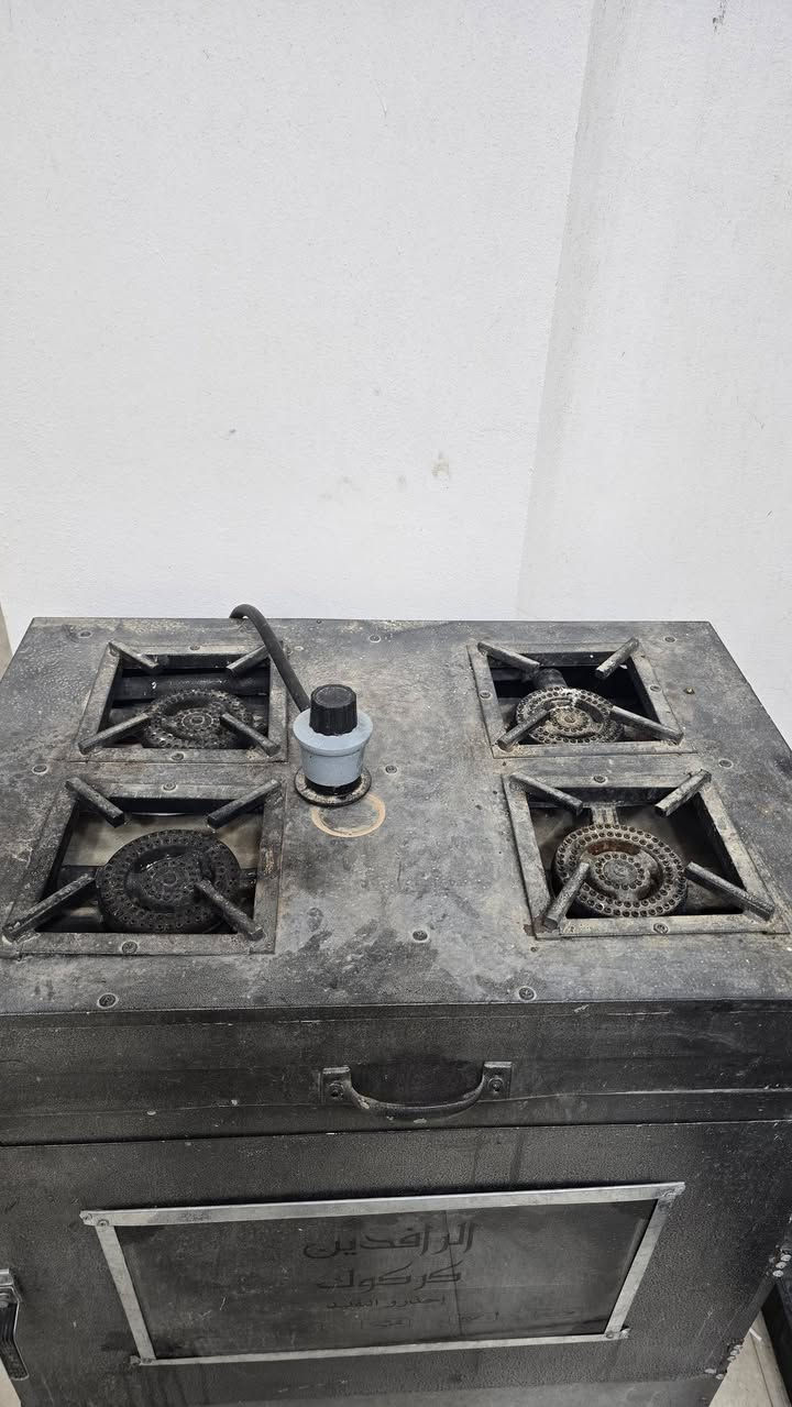 السلام عليكم 
طباخ ضخم وفرن بنفس الوقت لل بيع 
بعده جديد الله شاهد


**إذا كنت صاحب هذا الإعلان وتريد حذفه لأي سبب، رجاءا أرسل رسالة إلى الدعم الفني**