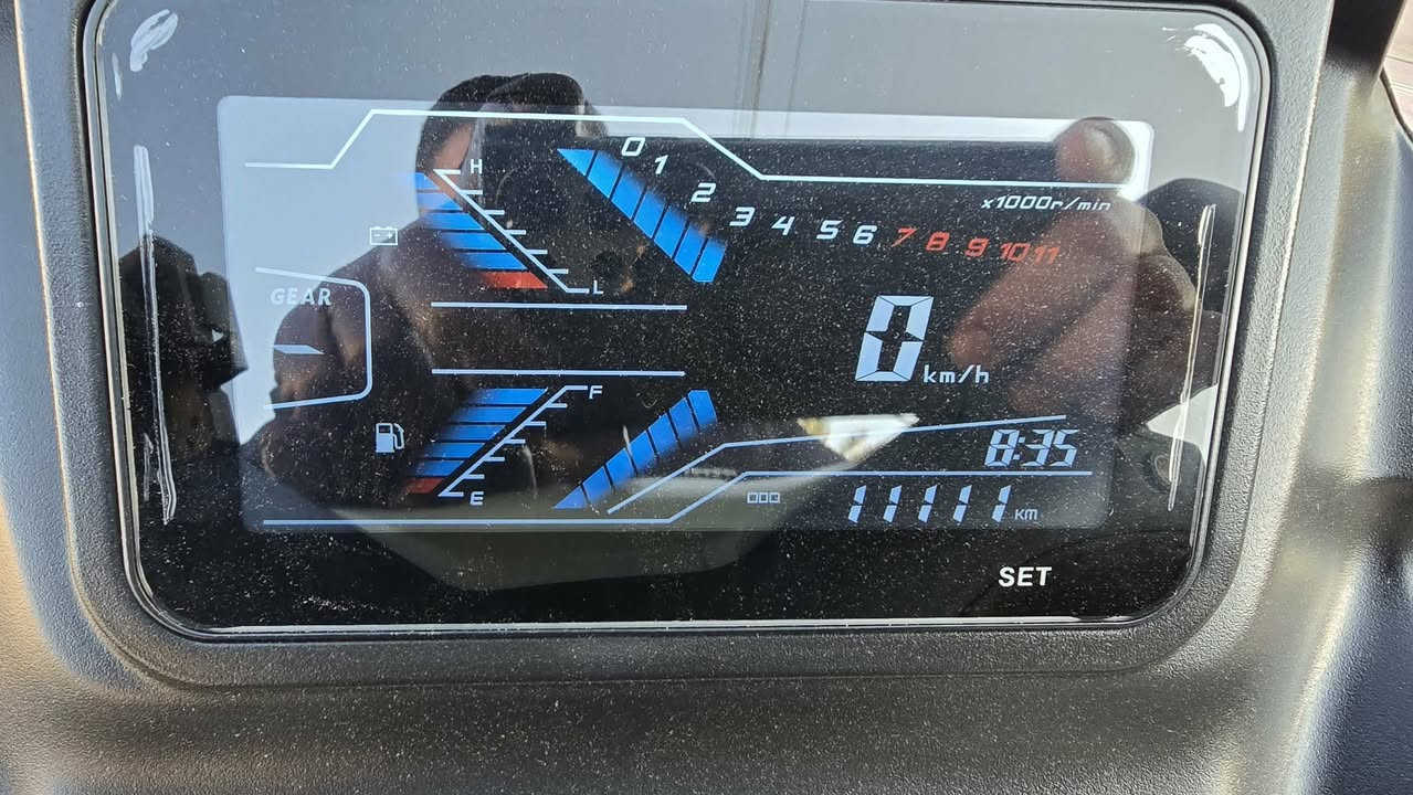 سلام عليكم 
ماطور نوع كوست ZKH 2025 
بعده جديد زوج تايرات جديده ودراجه كامله مكمله مابيها اي نقص 
السعر 850 وبيها مجال
للاستفسار على خاص او الرقم ***********
