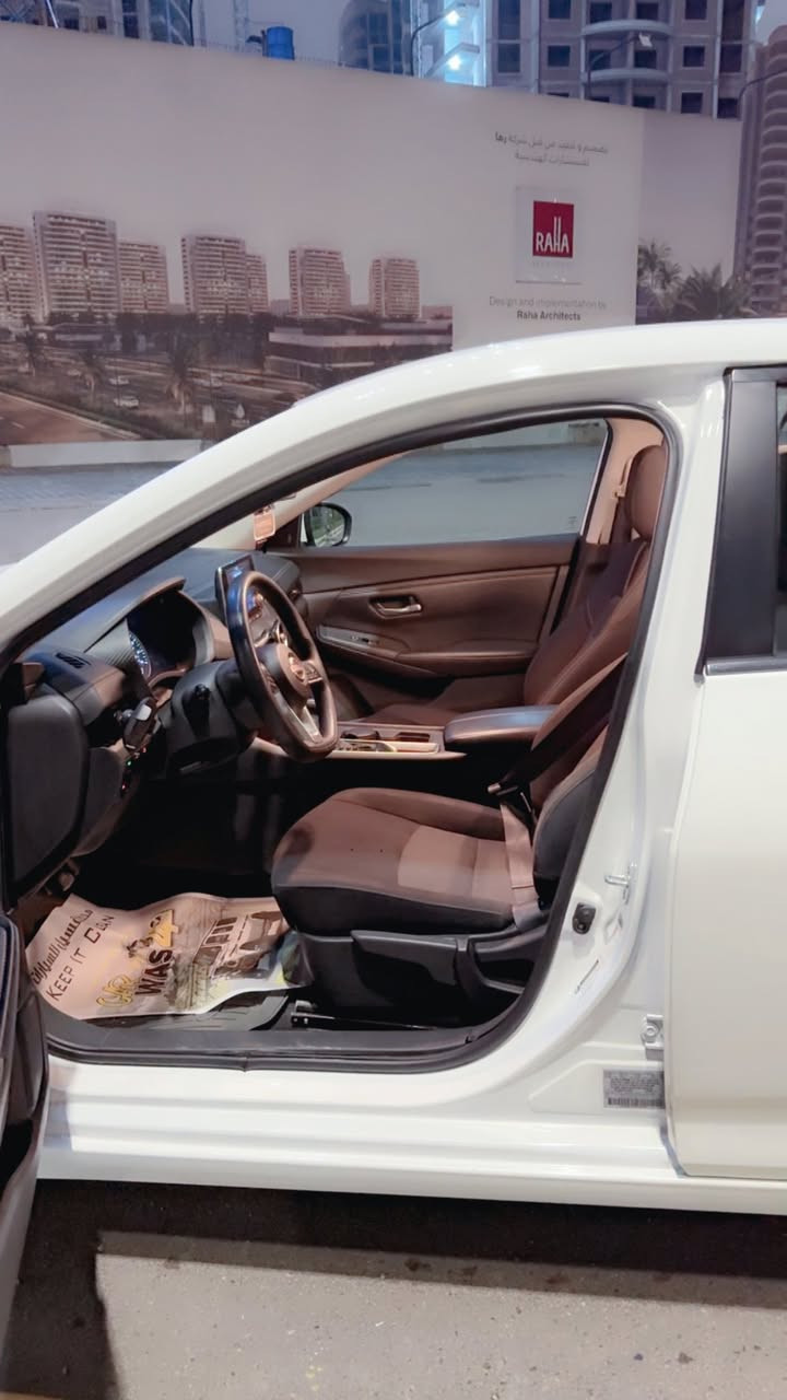 سلام عليكم نيسان سنترا مديل ٢٣ سياره جاهزه من كلشي اي نق مابيهه صدر بلادي مال شركه زوج تاير امامي جديد مكفوه كير مكينه سياره حادث بابتين صفحت اليسار جاملغ ربع من البند ماشي ٤٠ الف موصافات sv الي معروف موصفات السياره بيع او مراوس حسب الرغبه اي ستفسار ***********
سياره بسمي شرط التحويل رقم اربيل سنويه جديده
