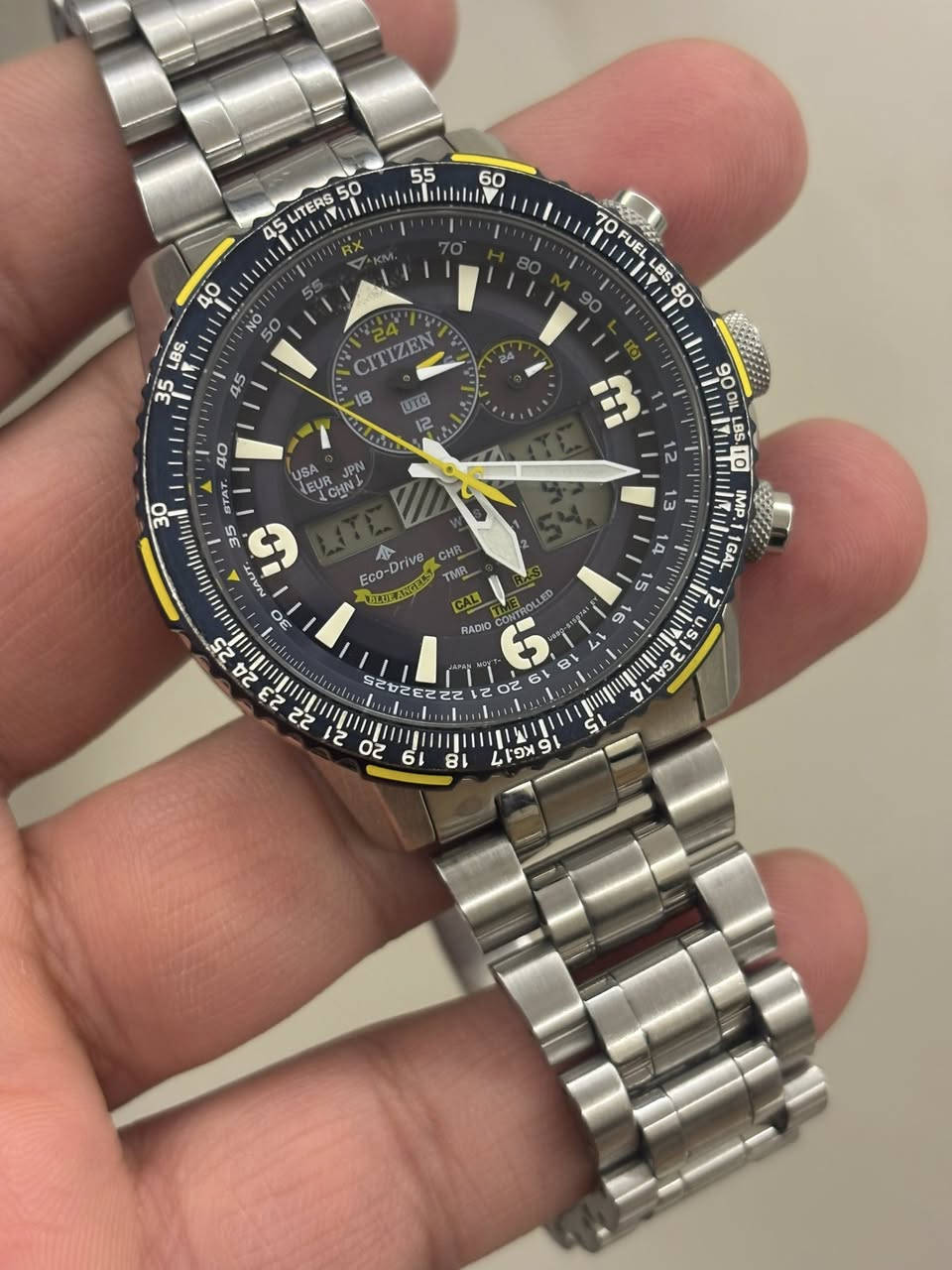 🔹سلام عليكم 🔹
‏‎-سيتيزن ابلو انجل (للطيارين )
  ياباني اصلي ايكو درايف  
‏‎-نظيفة جدا 
غنيه عن التعريف 
‏•••••••••••••••••••••••••••••••••••••••••‎
يوجد توصيل 🚕🚕
‏‎للاستفسار ***********

‏‎🖤سعر الساعه 340دولار 
نهائي بدون عمله 

‏‎
