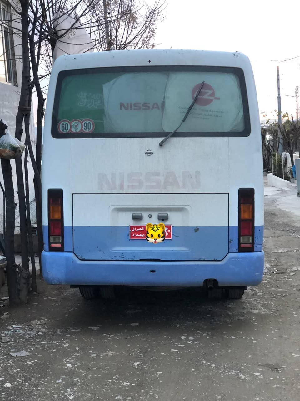 نیسان مۆدل ٢٠٠٢بۆفرۆشتن. تەبریت گەرمی  تایە تازەیە سەنەوی جنوب لەگەل.*********** لەسلئمانی.
